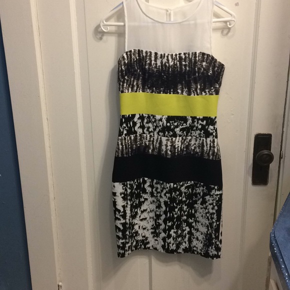 BCBG MAXAZRIA Dress Size 2 - Picture 1 of 11